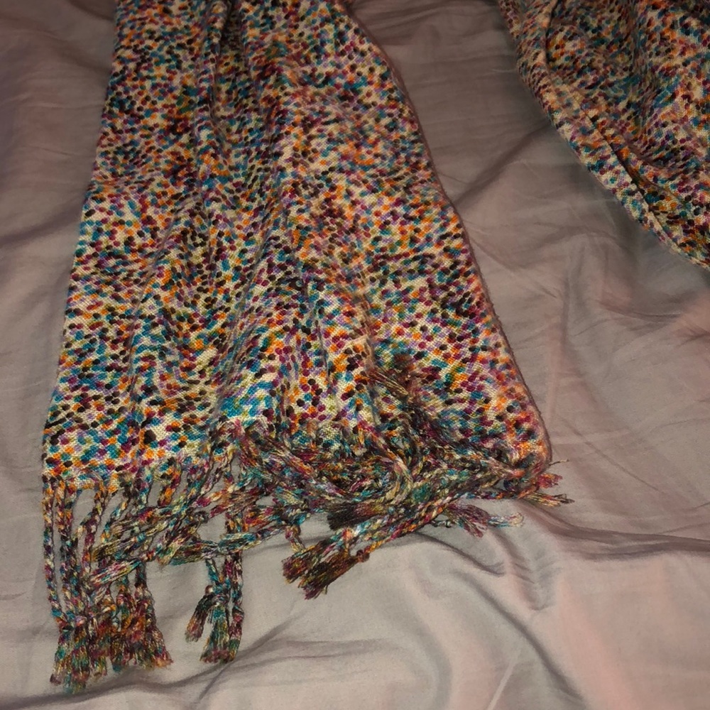 Scarf - Picture 2 of 3